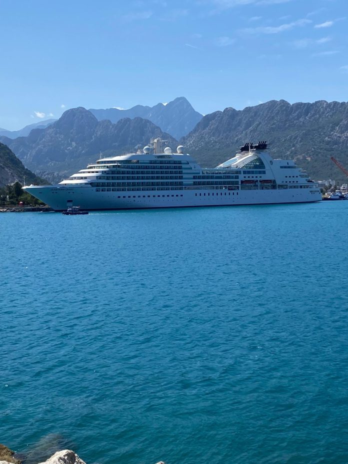 Seabourn Quest