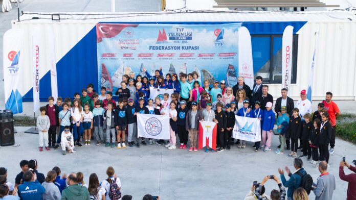 Federasyon_Kupasi Federasyon Kupası